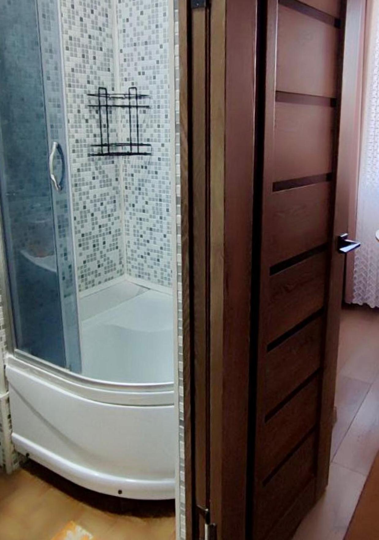 בישקק Amanat Guest House מראה חיצוני תמונה